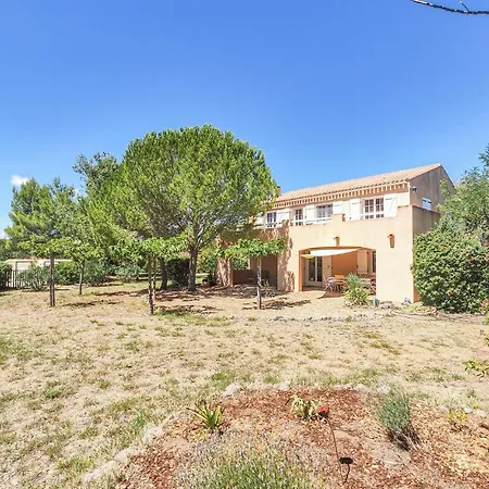 3 Bedroom In Prázdninový dům *