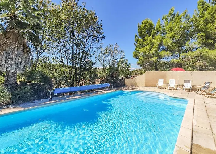 بيت للعطل 3 Bedroom In *