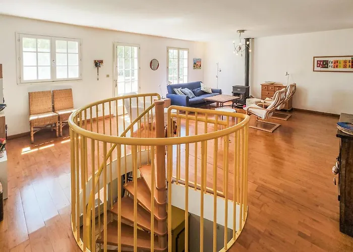 3 Bedroom In * Fouzilhon