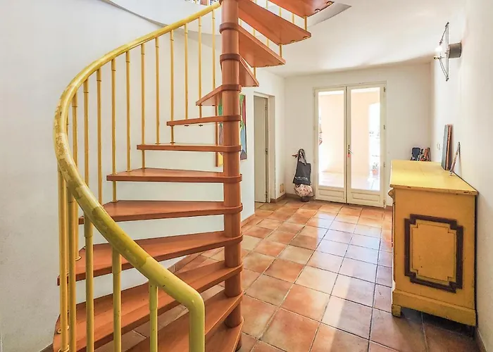 3 Bedroom In بيت للعطل *
